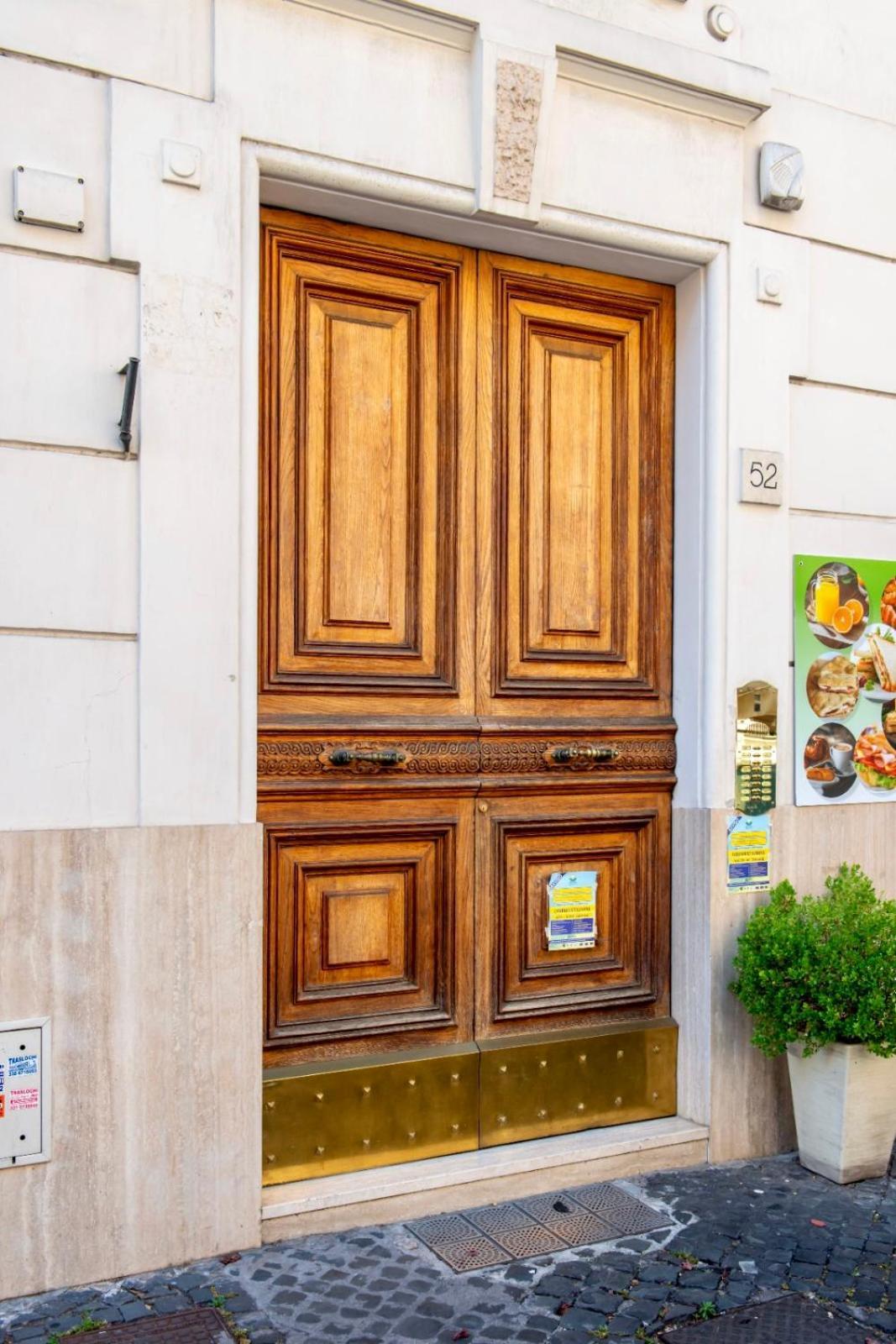 Alberto Vatican House * Rom